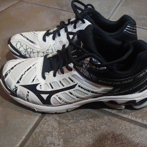 Mizuno High Voltage Womens Volleyball Shoes